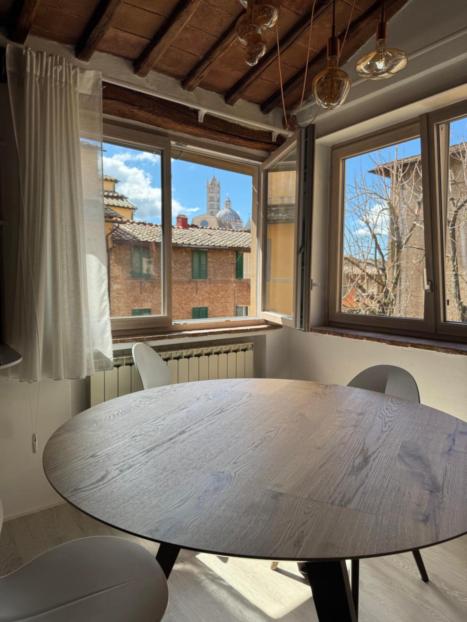 Teresa 91, Appartamento Incantevole Vista Duomo Siena Bagian luar foto